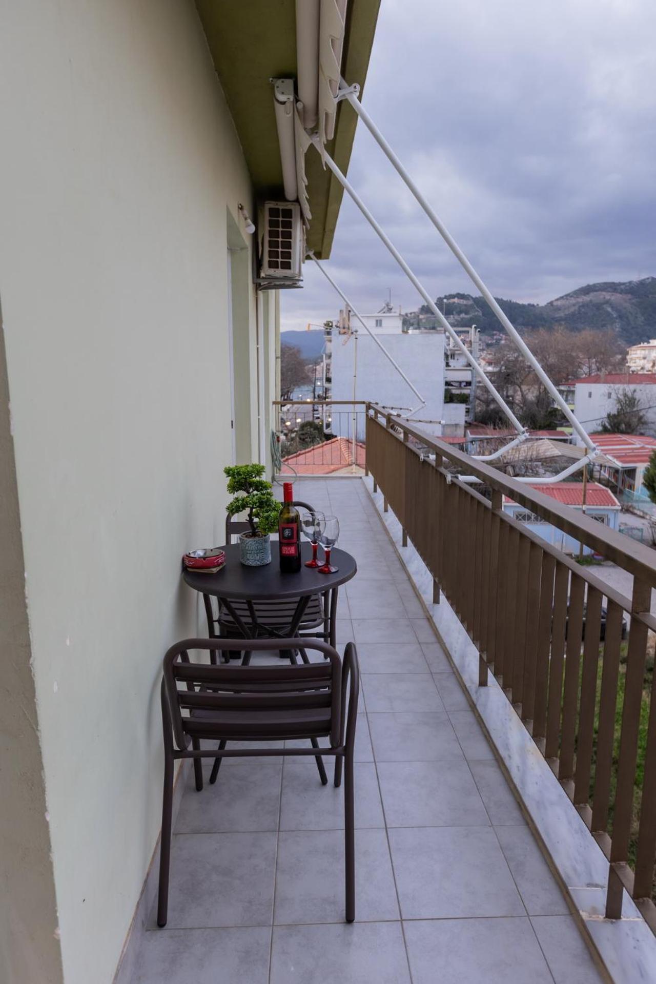 Τριάρι Διαμέρισμα 2Ο Ορόφου 나프팍토스 외부 사진